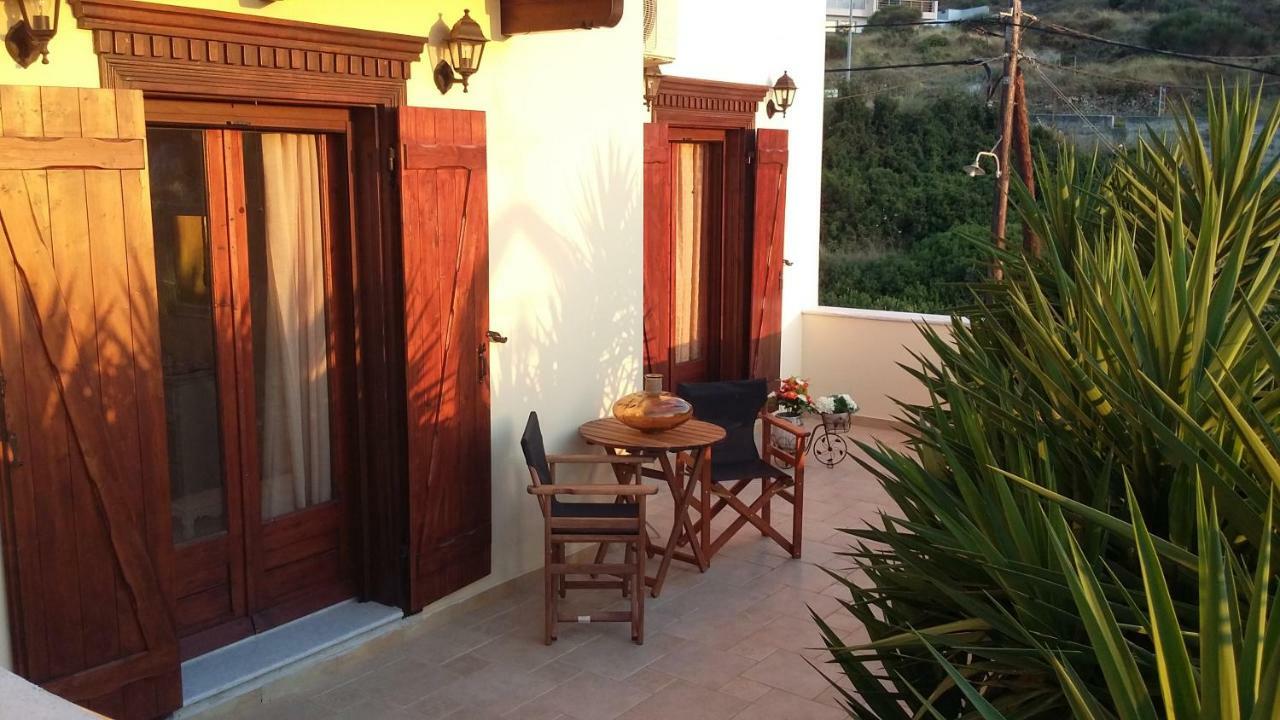 Villa Paradise Samos Town Eksteriør billede